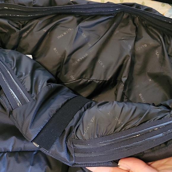 NWT Blackyak black puffer jacket - Picture 14 of 14